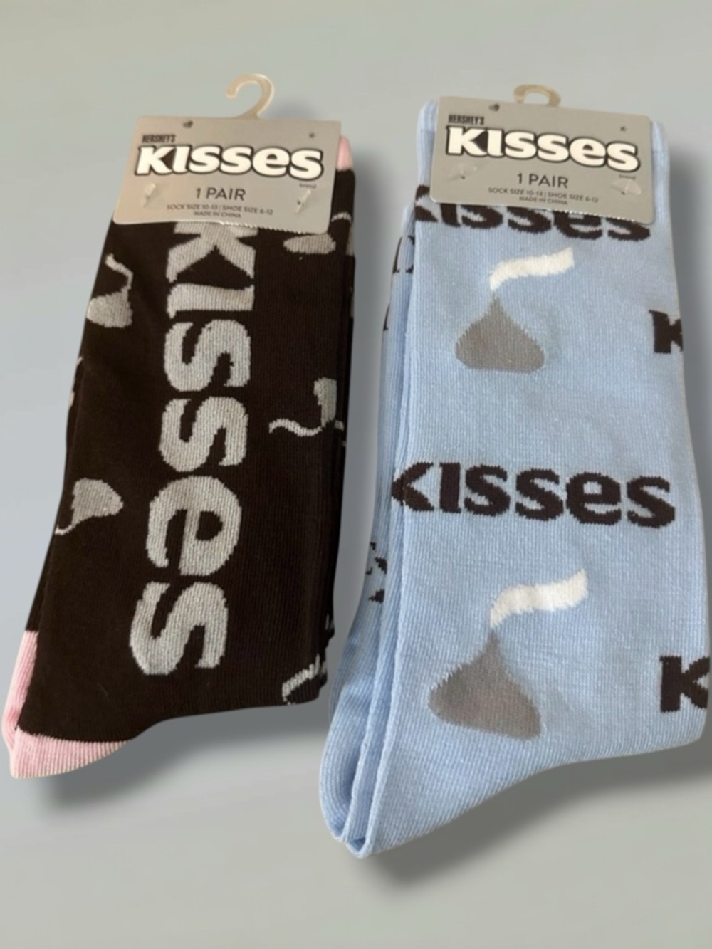 Hershey's Kisses Chocolate and Blue Socks Set
